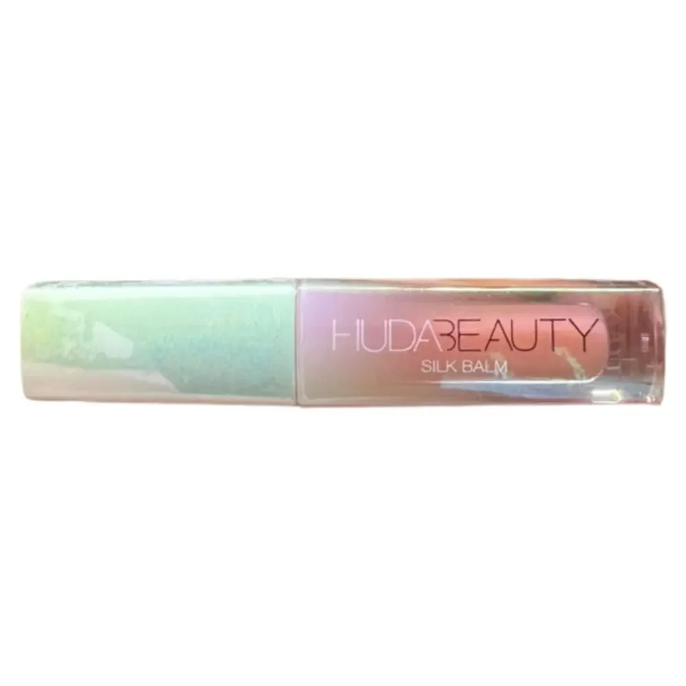 HUDA BEAUTY brand huda